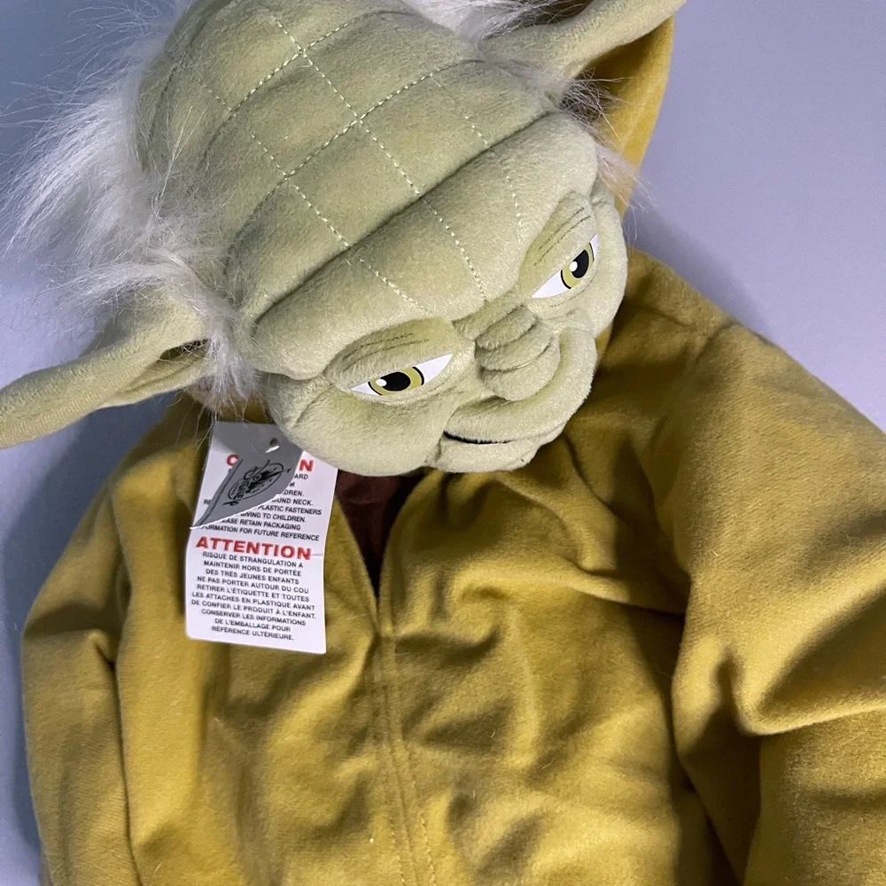 Disney Store Yoda Plush Backpack - Picture 2 of 3